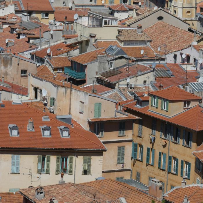 Comment aménager votre logement Airbnb pour tripler vos réservations à Nice