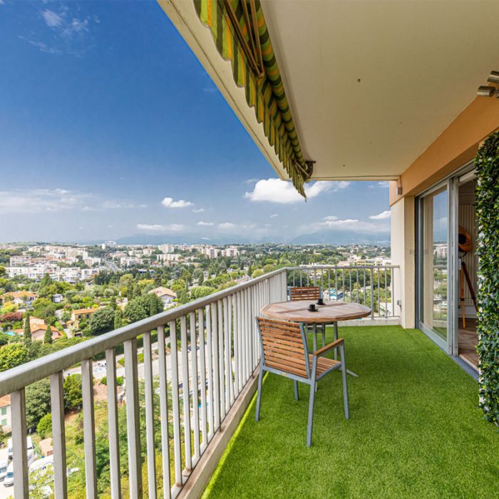 Loft Style 1 Bdr – Panoramic view Swimming Pool & Garage